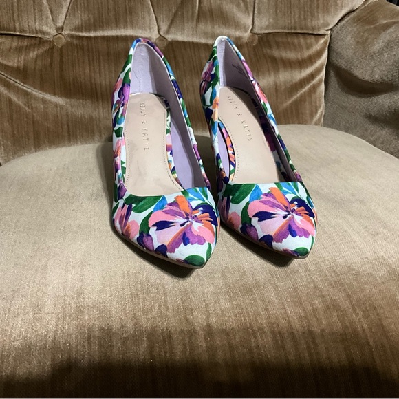Kelly & Katie Multicolor Floral Heels Women’s 6.5 - Picture 4 of 11
